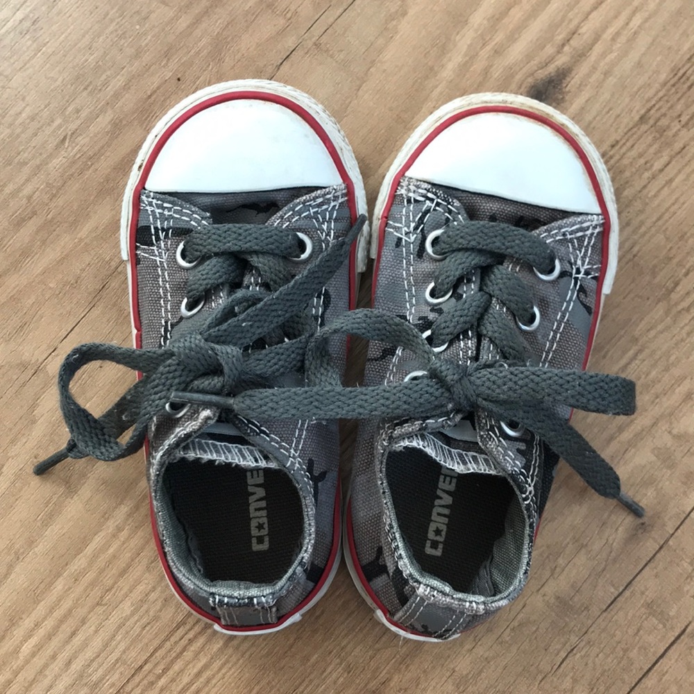 Baby Low Top Camo Converse